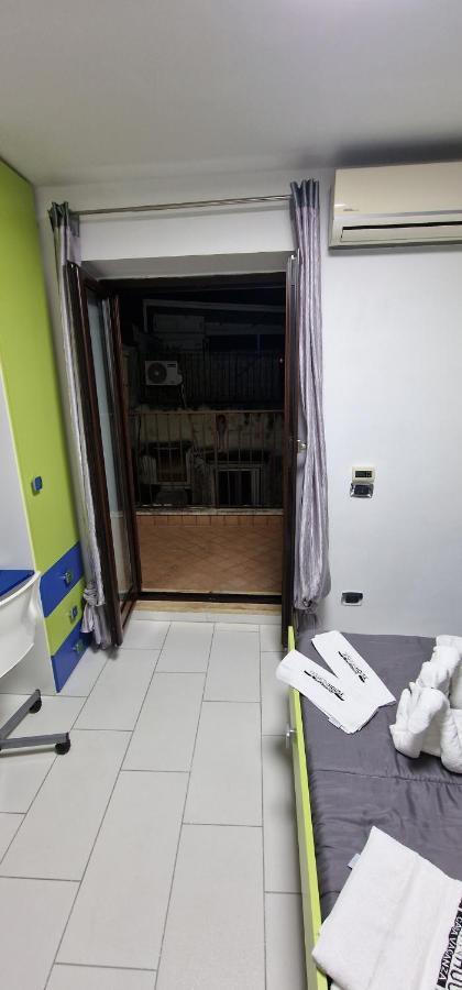Fashion House Napoli Apartment Bagian luar foto