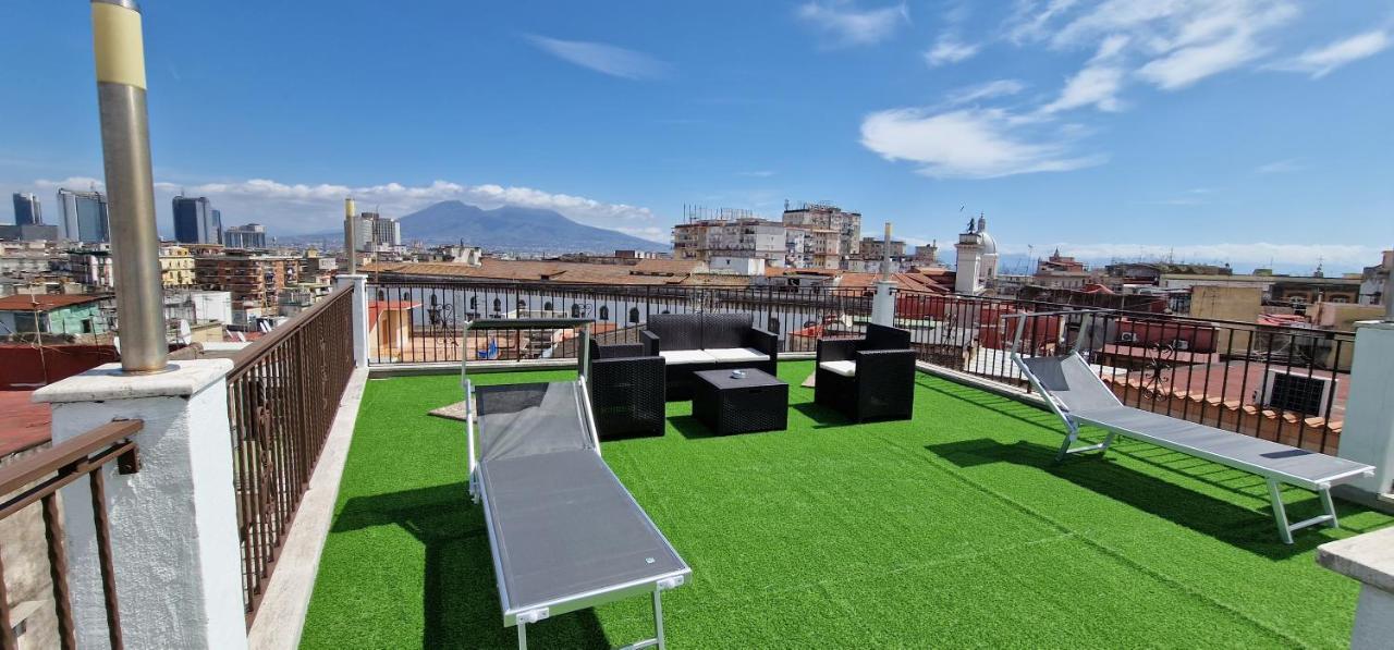Fashion House Napoli Apartment Bagian luar foto