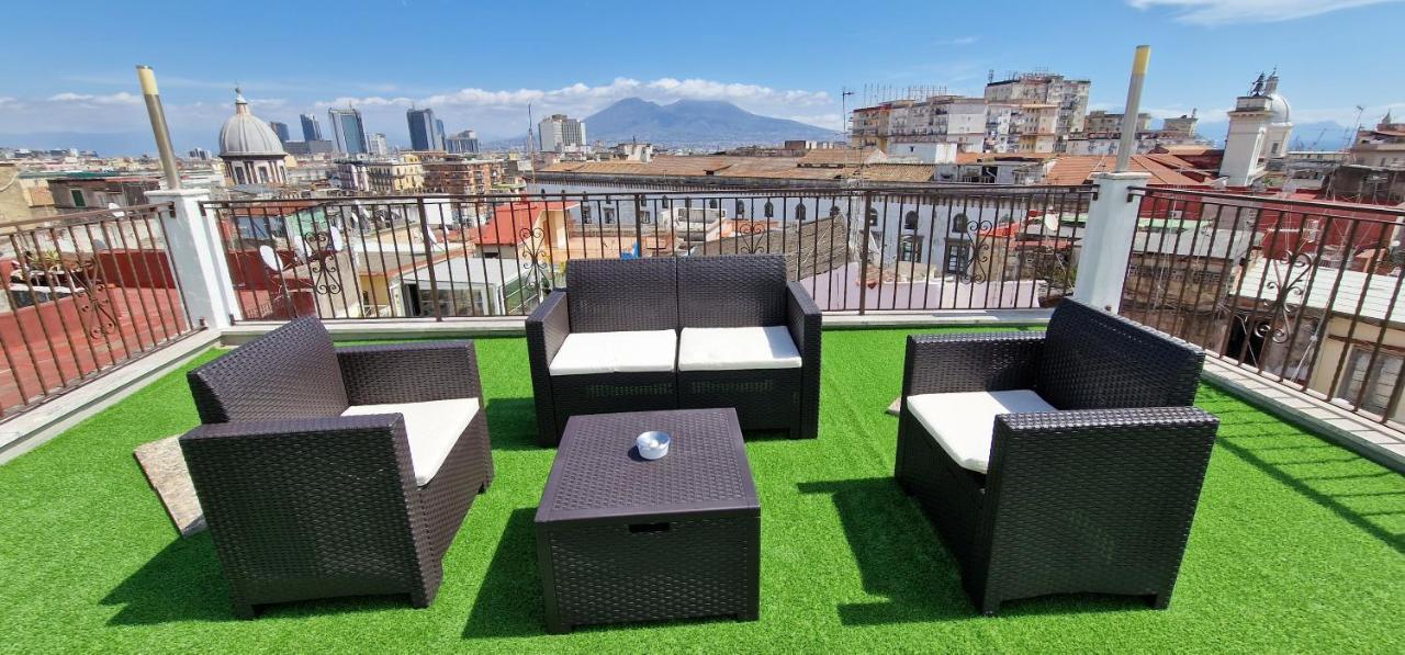 Fashion House Napoli Apartment Bagian luar foto