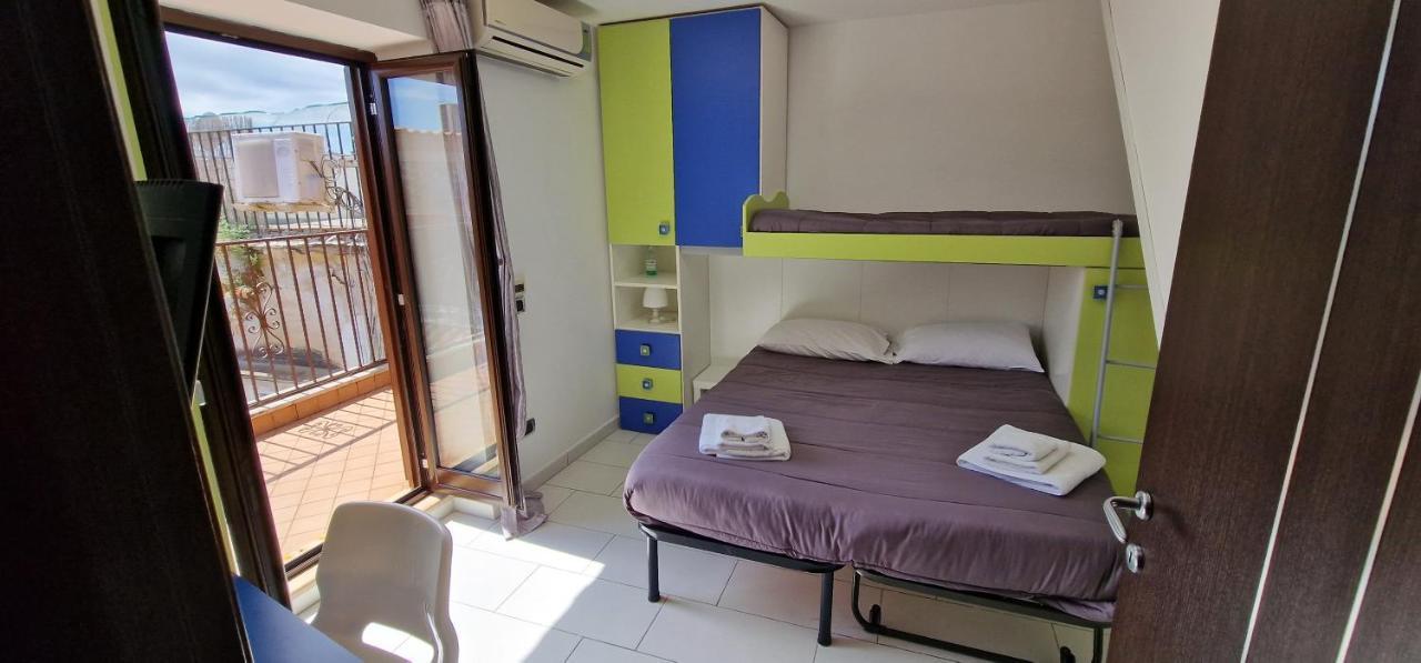 Fashion House Napoli Apartment Bagian luar foto